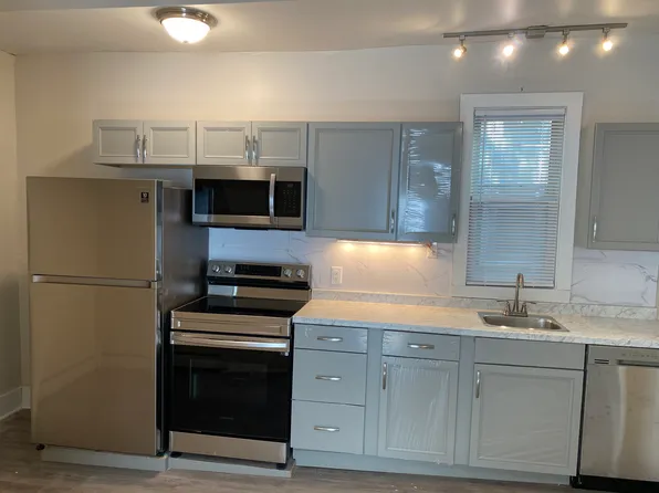 271 Spring St #4, Portland, ME 04102