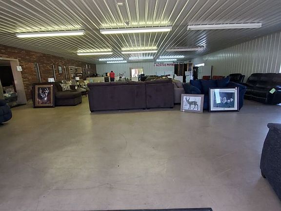 3rd image of 103 W Business Highway 60