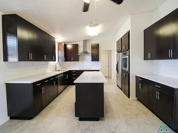 5th image of 608 S Roosevelt Rd S #P