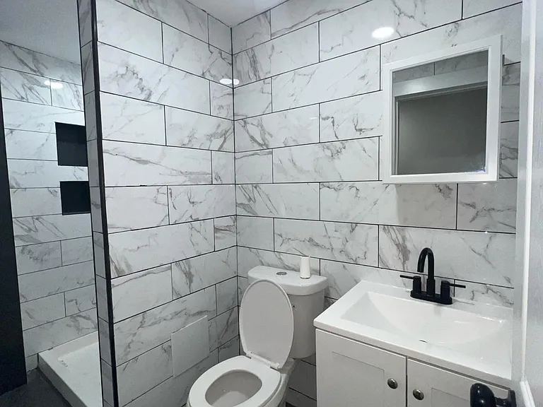 134 Old Rose St #1 — Photo 3