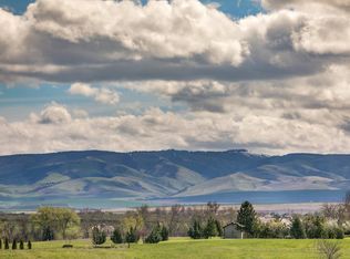 933 Summers Cir, Walla Walla, WA 99362