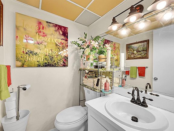 2nd image of 10442 Sunrise Lakes Boulevard #202