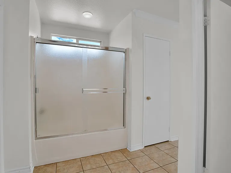 147 Playa Ct — Photo 37