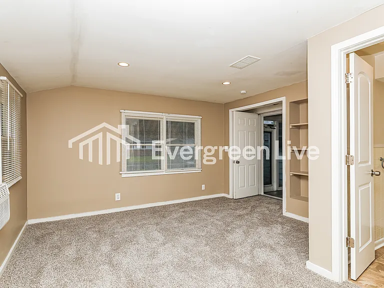 4 W William Dr — Photo 9
