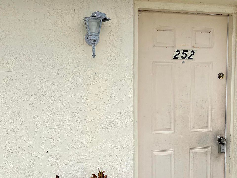 1st image of 252 Chandler St #252