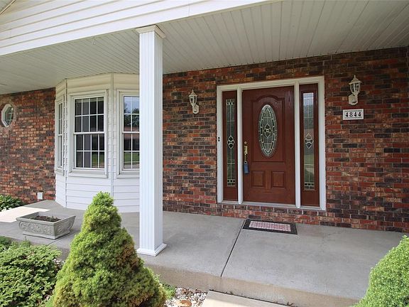 2nd image of 4844 Arevalo Dr