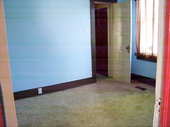 5th image of 610 Grant St
