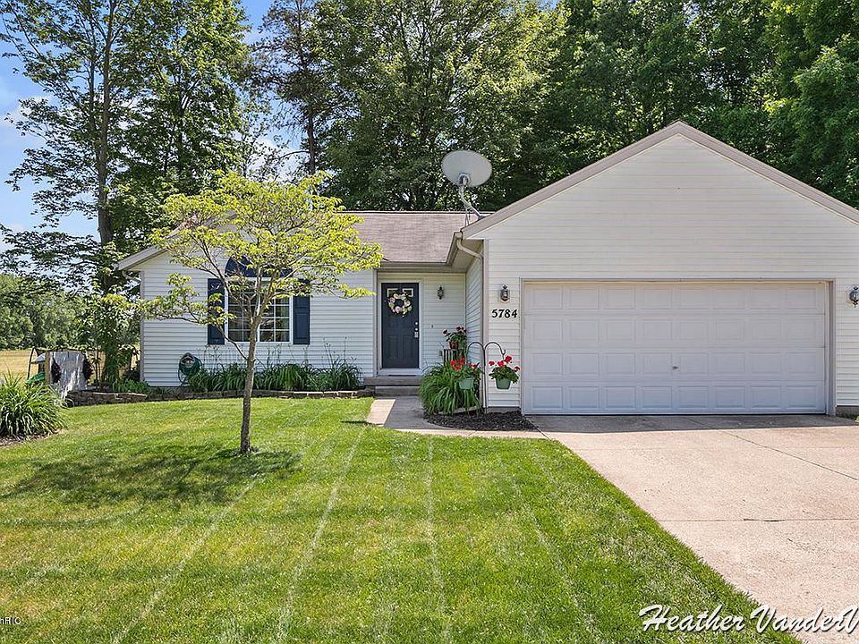 1st image of 5784 Lynn Dr
