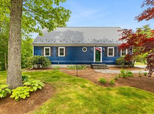 31 Fearing Hill Rd, Wareham, MA 02571