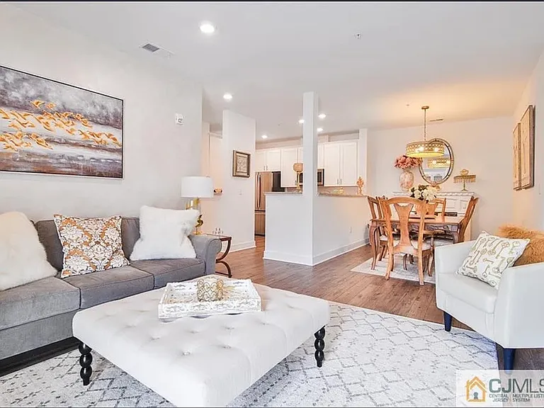 726 Stiller Ln #726 — Photo 11