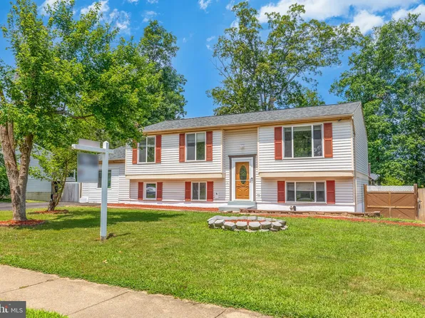 4502 Cub Run Rd, Chantilly, VA 20151