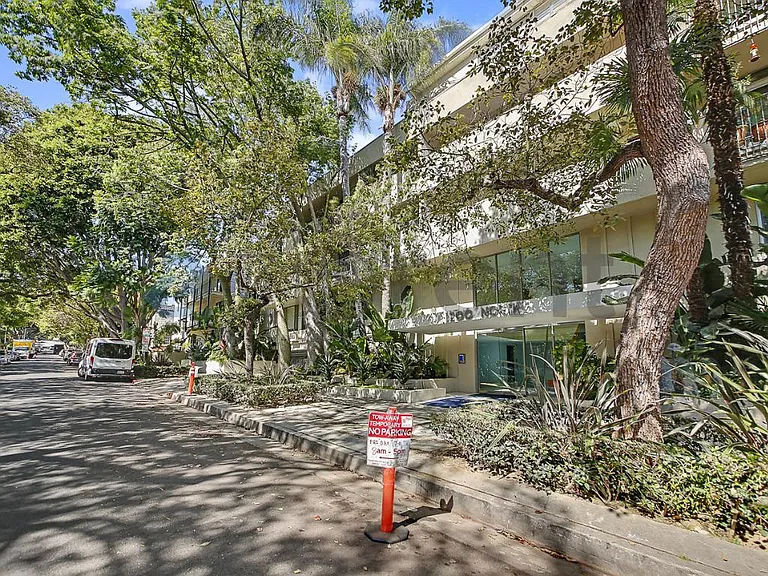 1200 N Flores St #208 — Photo 25