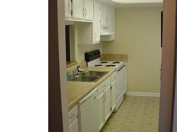 5th image of 3645 Smokey Chamber Dr