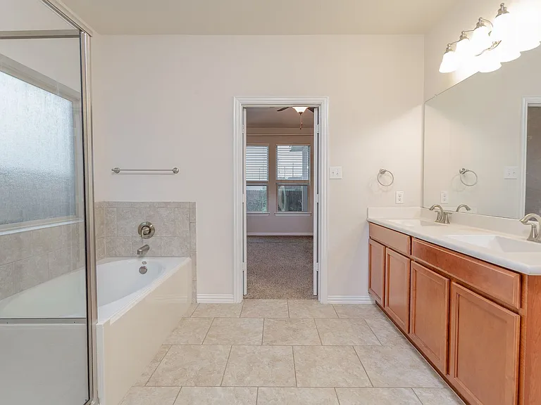 2700 Auburn Chestnut Ln — Photo 25