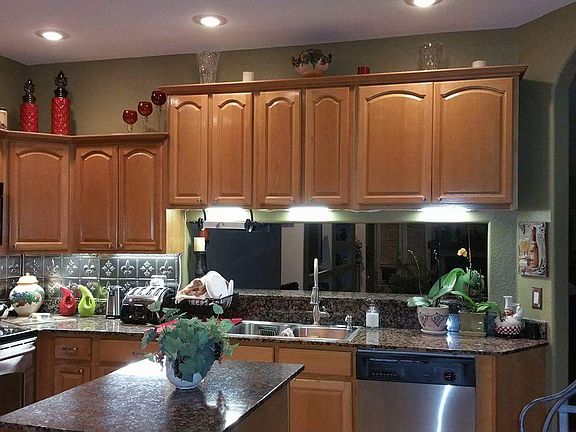3rd image of 58 Ravenwood Dr