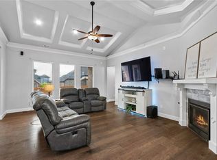 521 Chaparral St, Centerton, AR 72719