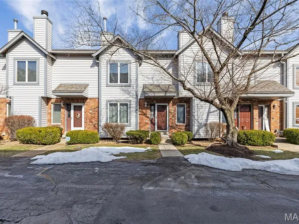 3405 Sherman Park Dr, Saint Charles, MO 63303