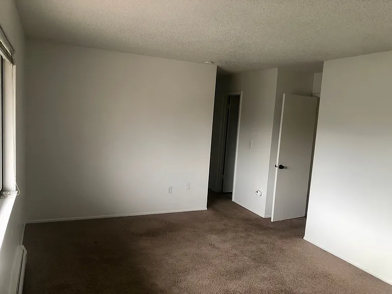 1110 Centaur Cir #E — Photo 17