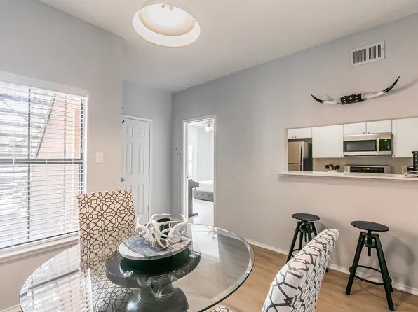 3212 Donnelly Cir APT 501, Fort Worth, TX 76107
