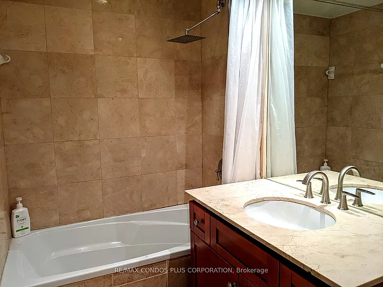 2737 Keele St #704 — Photo 6