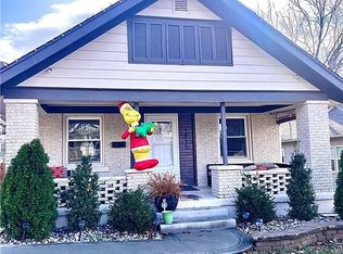 1815 Walker Rd, Kansas City, MO 64117