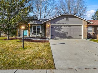 6871 N Fairfax Ave, Boise, ID 83714