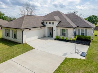 206 Ben Gill Rd, Carriere, MS 39426