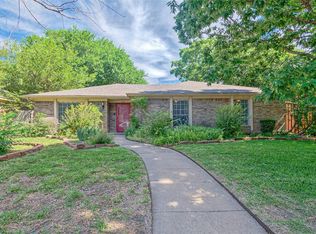 2119 Glen Forest Ln, Plano, TX 75023