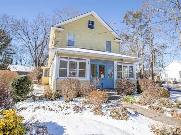 98 State Street, Guilford, CT 06437