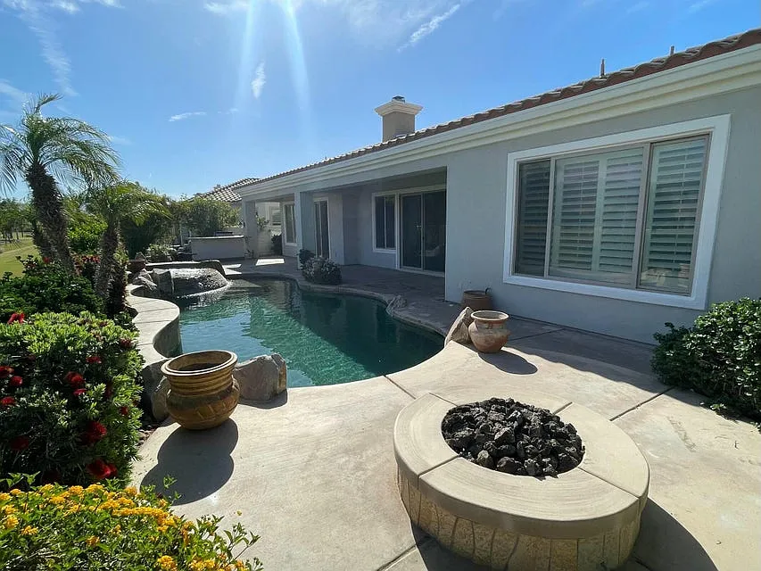 3 bed, 2.5 bath, 2569 sqft, $6,500 — Photo 2