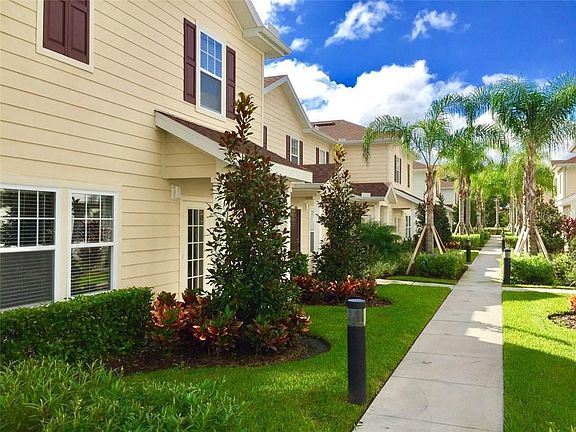 4th image of 2904 Edenshire Way #106