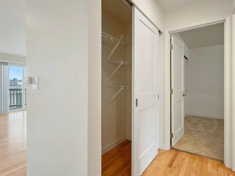 Bel Air Apartments — Photo 10