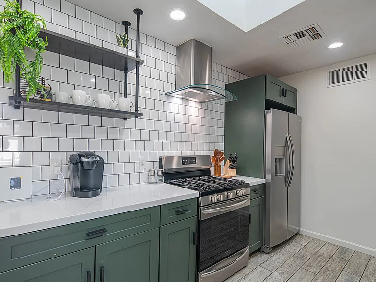 4119 N 4th Ave — Photo 12