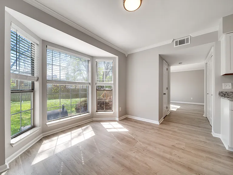 344 N Birchwood Dr — Photo 18