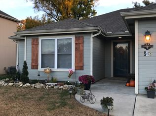 2405 Sawmill Rd, Junction City, KS 66441