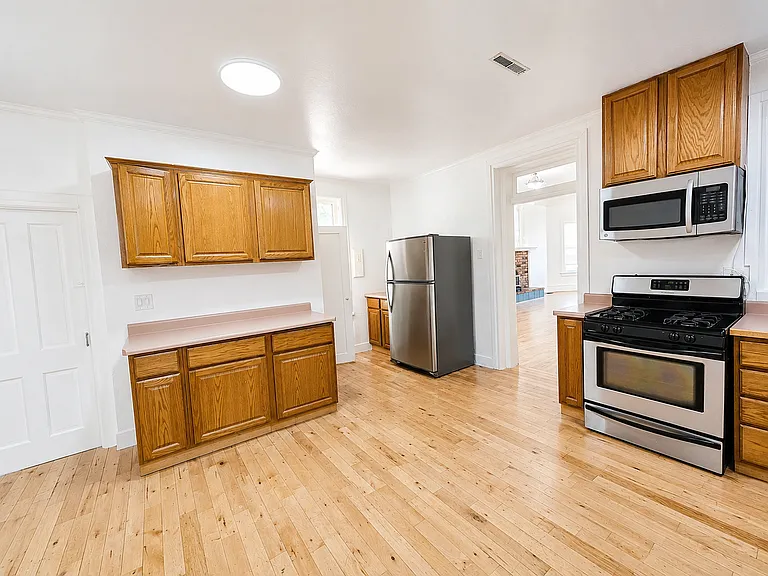 13224 S Redwood Rd — Photo 6