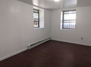 25-60 41st St #L3, Astoria, NY 11103