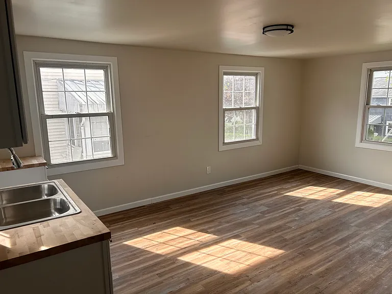 546 Independence Dr — Photo 13
