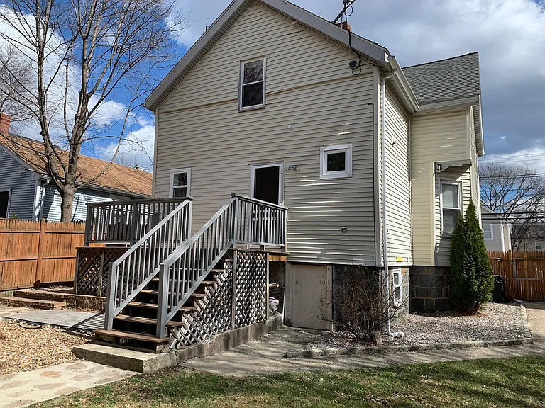 81 Clare Ave — Photo 21