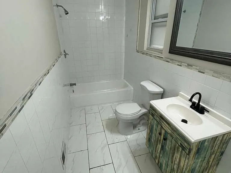 144 Alexander St #1 — Photo 7