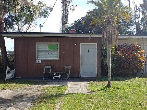 2nd image of 107 Palm Ave