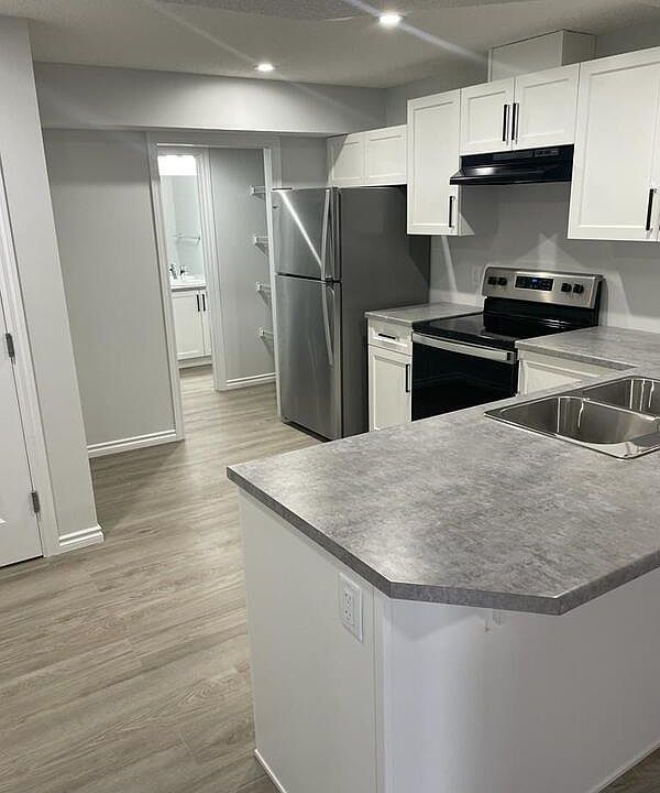 1st image of 3124 169th St SW