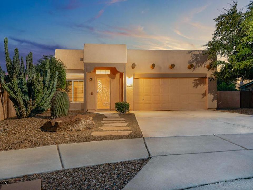 1st image of 152 E Mesquite Crest Pl