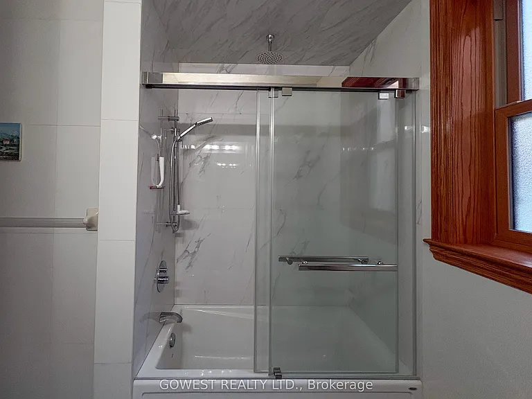 20 Glen Gordon Rd #2 — Photo 36