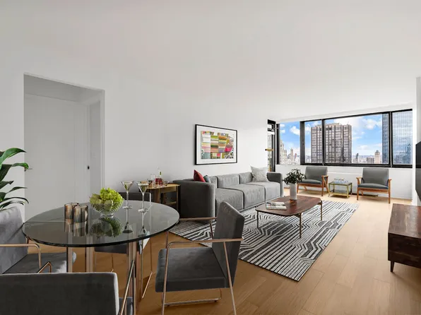 124 West 60th Street image 1 of 21
