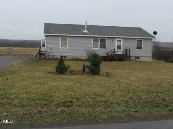 40 Swamp Road, Fort Edward, NY 12828