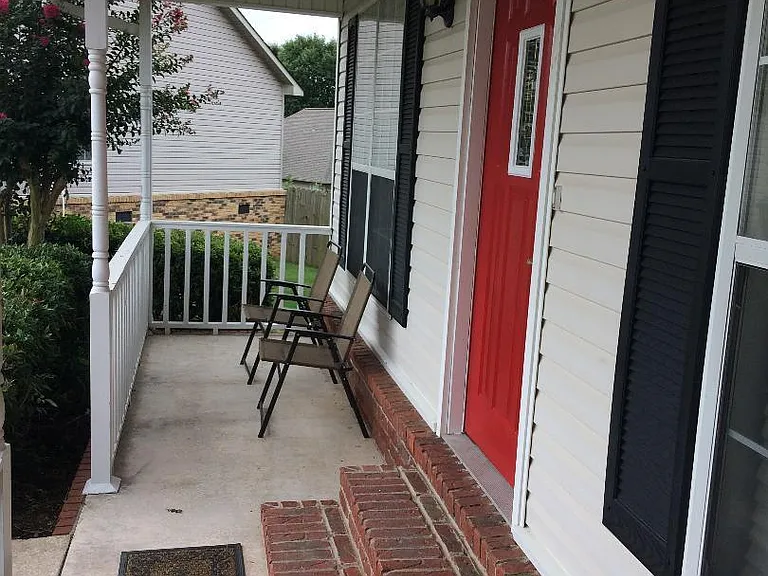 3613 Savannah Cir — Photo 2