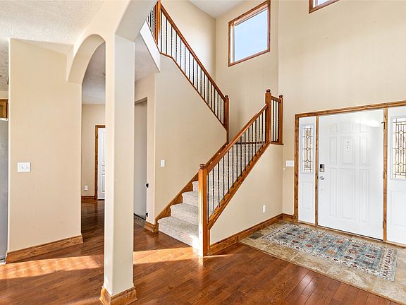 3rd image of 112 Marillyn Dr