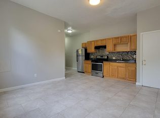 162 Bassett St APT 3, New Haven, CT 06511