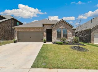 11215 Hawks Landing Dr, Aubrey, TX 76227
